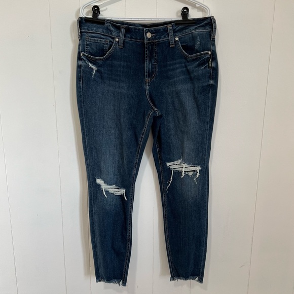 Silver Jeans Denim - Women’s Silver Suki Skinny Jeans Size 33